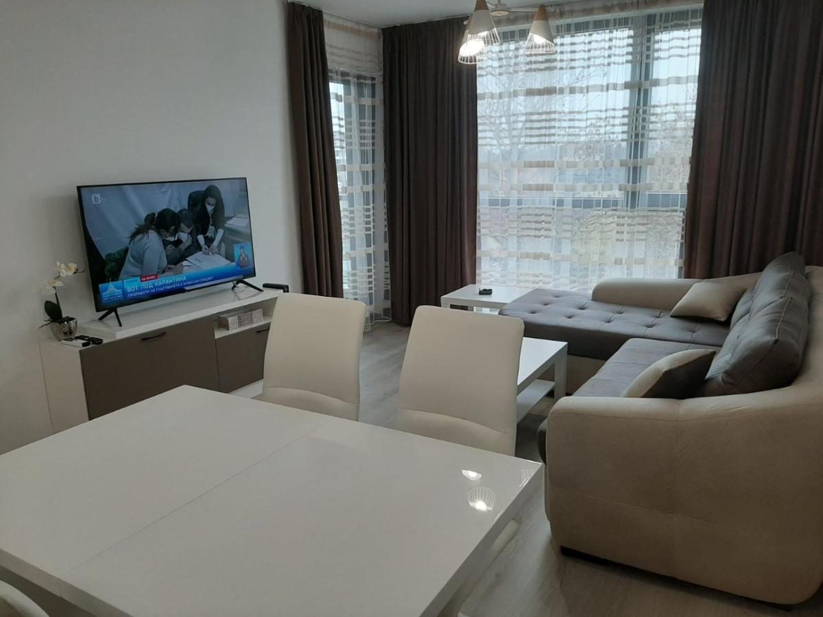Апартамент Deluxe 3 Άγιος Κωνσταντίνος και Ελένη Εξωτερικό φωτογραφία